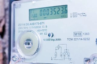 Blíží se konec placení záloh za elektřinu. Nové elektroměry ukáží přesnou spotřebu minutu po minutě přímo v aplikaci