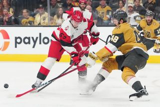 NHL | Smutný Hertl pálil šance. Stanley Cup po dvaceti letech uchvátila Carolina - Sport.cz
