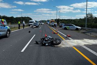 Uzavřená D1 v Ostravě: Motorkář ve zúžení trefil značení a odlétl na náklaďák v protisměru - Novinky