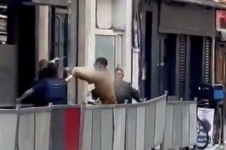 Muž s noži v Toulouse vykřikl Allahu akbar a pobodal policisty - Novinky