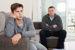 ŽENA-IN - Řekli jsme synovi, ať odejde. S námi doma bydlet po tom všem už nemůže, říká smutně Martina