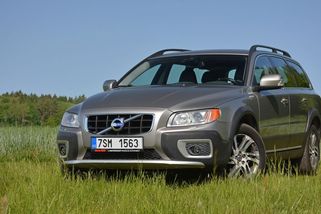Ojeté Volvo XC70 s pětiválcovým dieselem je poklad, který najede klidně milion kilometrů - Garáž.cz