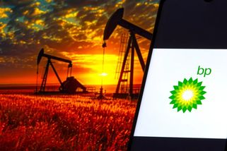 BP otáčí o 180 stupňů. Ropný gigant prodává zelené projekty a sází znovu na ropu a plyn