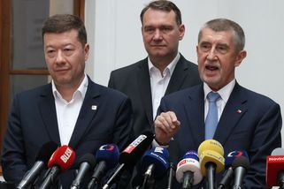 Babiš chce vzít Okamurovi co nejvíce voličů. Proto přitvrdil i v kritice Ukrajinek