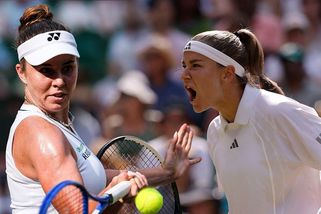 Český den D ve Wimbledonu. Muchová a Nosková hrají na trávě o grandslamový titul - Sport.cz