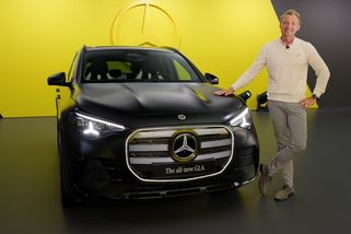 Nový Mercedes-Benz GLA je tady. Ujede až 657 km, má obří frunk a Superscreen