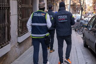 Křičel Aláhu Akbar a ubodal ženu při venčení psa. Barcelonu sužují útoky nožem - Novinky
