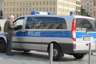 Policie v Drážďanech postřelila turka, který mířil na kolemjdoucí mušketou - Novinky