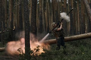 Rusy zachvátila panika, Ukrajinci u Bachmutu postupují - Novinky