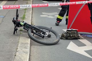 Cyklista v Praze nepřežil střet s autobusem - Novinky