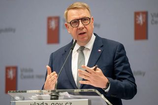 Juchelka definitivně uzavřel sníženou valorizaci. „Ukradenou tisícovku“ už vláda důchodcům nevrátí
