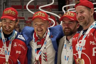Extraligové kluby odmítly nabídku majitele mistrovských Pardubic Dědka - Sport.cz