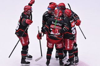 Hokejisté Hradce Králové zahájili další část přípravy na ledě bez trenérů - Sport.cz
