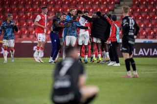 Do bolavého ticha křičeli, že jsou mistři. Nejsmutnější titul pro Slavii - Seznam Zprávy
