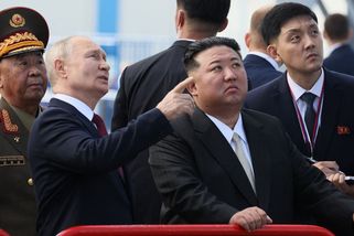 Fotky: Jak Kim potkal Putina a ukázal „velký zájem o raketové inženýrství“ - Seznam Zprávy