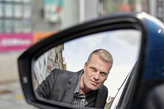 „Lidé jsou hlupáci, řidiči sanitky jsem zachránil život.“ Turek komentuje svou nehodu
