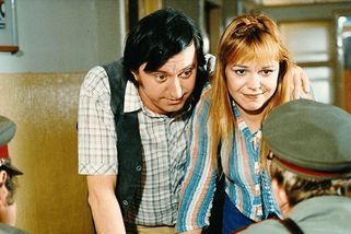 Retro fotokvíz: Nezapomenutelná Dáša Veškrnová na starých snímcích. Husákovy děti dají 10/10 s přehledem