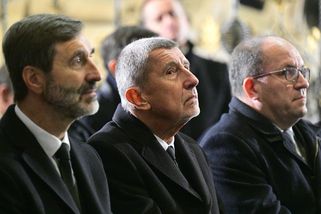 Dílo zkázy, rozpočet je ruleta. Babiš řídí stát ja...