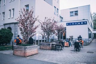 Brněnské ikonické Kino Art po tříměsíční rekonstrukci znovu otevírá velký sál. - Novinky