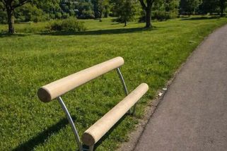 Nejzvláštnější lavička v Česku budí vášně. Lidé vůbec netuší, jak si na ni mají sednout