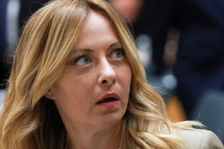 Za roztržkou Itálie s USA je zřejmě virál, kde Meloniová peskuje Trumpa. Ten si trvá na svém - Novinky