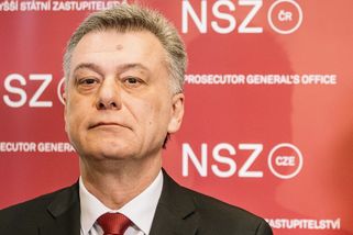 Blažek a Titz neuspěli s ústavními stížnostmi na spěch v bitcoinové kauze - Seznam Zprávy