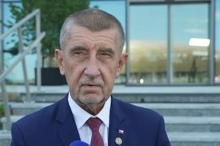 Babiš se postavil před kamery a pustil se do Pavla: Rve se o židli v Ankaře, je to směšné a trapné