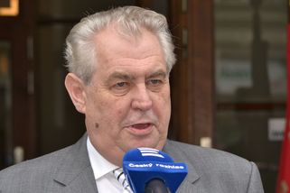 Bamberská aféra: Jak Miloš Zeman udělal z obřího průšvihu cestu do premiérského křesla - Médium.cz