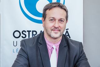 Další pandemie je jen otázkou času, říká epidemiolog Maďar. Popsal, co ji způsobí