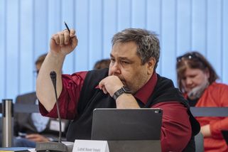 „Budeme rádi, když to nebudete natáčet.“ Xaver zav...