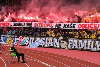 Tvrdíku, skenuj svědomí. Fanoušci v lize se hromadně vymezili proti šéfovi Slavie - Sport.cz