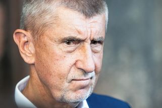 „Zuřím vzteky, Babiš si dělá, co chce.“ Kraje rozzlobila nula na opravy silnic - Seznam Zprávy