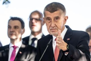 Premiér Babiš ostře o Jurečkovi: Důchodce připravil o tisíc korun měsíčně, teď si hraje na jejich ochránce