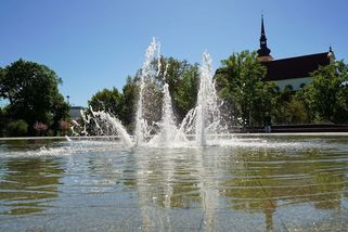 Kašna přezdívaná brněnské moře už zase zdobí Moravské náměstí - Novinky