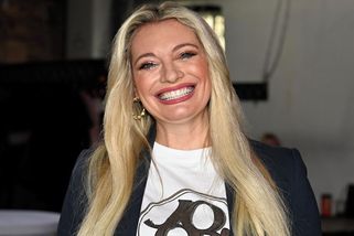 Lucie Borhyová dráždí v bikinách fanoušky od moře! Je to bohyně, píšou muži nadšeně