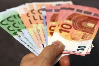 Debata o euru je scestná, zavedeme ho v každém případě. Otázkou je jen, kdy - Médium.cz