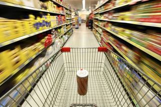 V německém Hesensku se mohou neočkovaným uzavřít supermarkety - Novinky