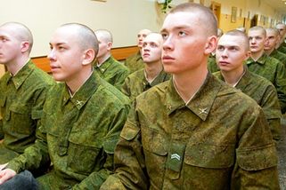 Rusko spustilo krizový plán. Branci dostanou neobv...