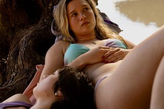 Oslav Pride i filmově. Tohle je 10 queer snímků, které ti parádně rozšíří obzory