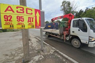 Krym v izolaci. Po benzínu dochází už i mouka, rýže a cukr - Novinky