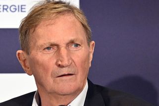 Hadamczik je hokejový Babiš, kritizuje Koreis. Je arogantní a má hloupé kecy! kontruje šéf svazu - Sport.cz