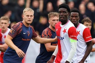 Fotbalisté Slavie porazili Ružomberok a v letní přípravě poprvé zvítězili - Sport.cz