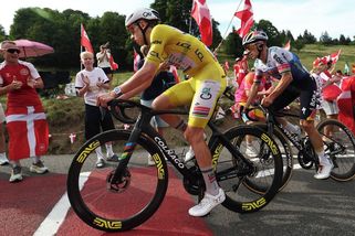 Expert hájí noční razie na Tour: Jsou nutné, ráno by už nešlo poznat, jestli cyklista dopoval - Sport.cz