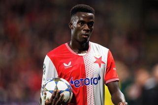 Mbodji zamířil na roční hostování bez opce do Waregemu - Sport.cz