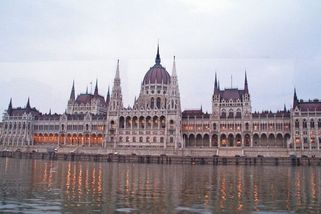 Maďarská tisková agentura MTI přiznala, že za Orbána zamlčovala informace a vydávala falešné zprávy - Novinky