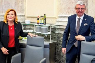 Část Babišových ministrů nezveřejnila seznam svých poradců. Umožnila jim to Fialova vláda - Novinky