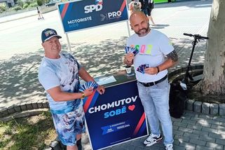 Koalice SPD a Motoristů láká voliče na slevy. Podplácení to není, říká úřad - Novinky