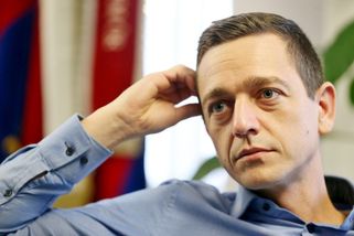 Fakt jsem naštvanej. Schillerová klidně řekne úpln...