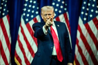 48 hodin do útoku? Trump hrozí Íránu likvidací celé energetiky