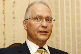 Čína se tváří jako přítel, ale chystá se na válku, varuje šéf BIS - Novinky